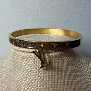 Gold-Tone Brown Leather Monogram Charm Bangle Bracelet LV - 7 inches